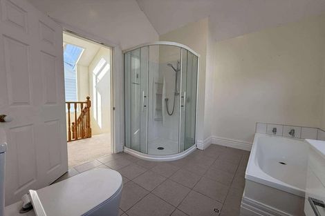 Photo of property in 12c Hobson Street, Thorndon, Wellington, 6011