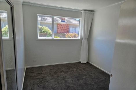 Photo of property in 2/102 Yaldhurst Road, Sockburn, Christchurch, 8042