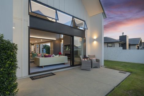 Photo of property in 16 Saint Thomas Avenue, Pyes Pa, Tauranga, 3112