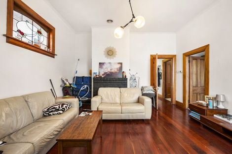 Photo of property in 129 Grant Road, Thorndon, Wellington, 6011