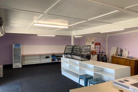 Photo of property in 77 Main South Road, Karoro, Greymouth, 7805