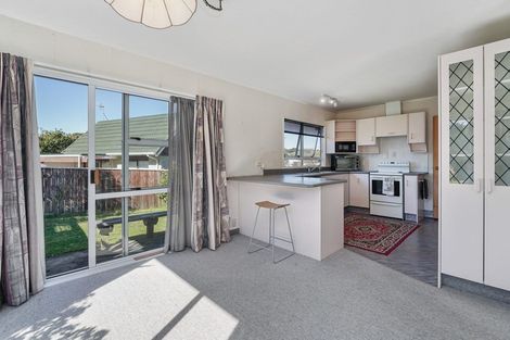 Photo of property in 40 Rauparaha Street, Waikanae Beach, Waikanae, 5036
