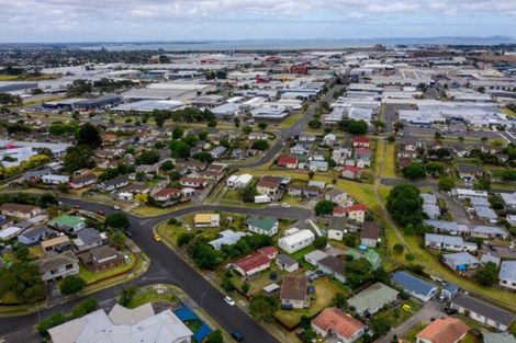 Photo of property in 3a Zircon Place, Wiri, Auckland, 2104