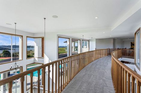 Photo of property in 189 Vaughans Road, Okura, Albany, 0792