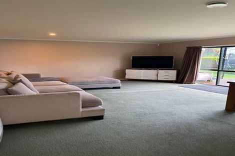 Photo of property in 44 Cranbrook Place, Rototuna North, Hamilton, 3210