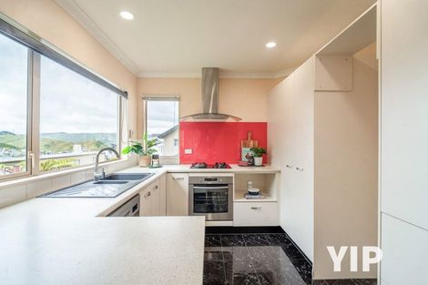 Photo of property in 50 Erlestoke Crescent, Churton Park, Wellington, 6037