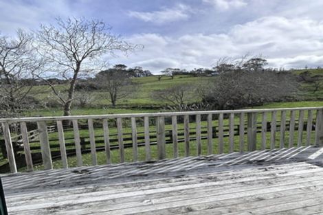 Photo of property in 136 Muriwai Road, Waimauku, 0881