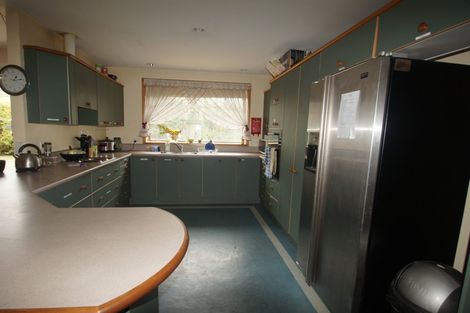 Photo of property in 52 Blue Gum Place, New Brighton, Christchurch, 8083