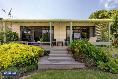 Photo of property in 35 Links View Drive, Omokoroa, 3114