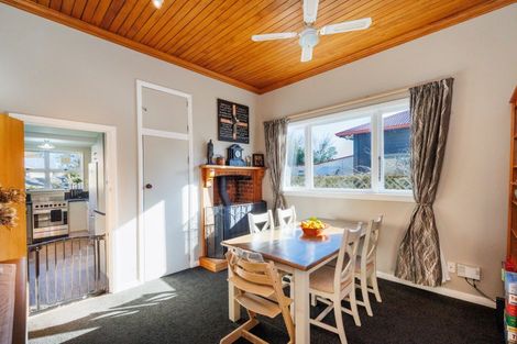 Photo of property in 32 Colombo Street, Hokowhitu, Palmerston North, 4410