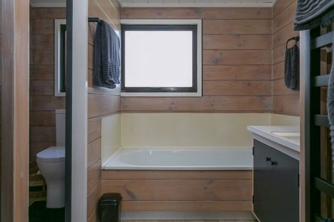 Photo of property in 7 Grace Crescent, Richmond Heights, Taupo, 3330