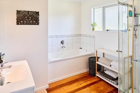 Photo of property in 18 Gordon Road, Plimmerton, Porirua, 5026