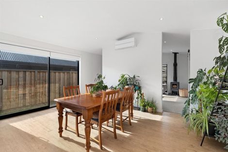 Photo of property in 43 Howden Drive, Jacks Point, 9371