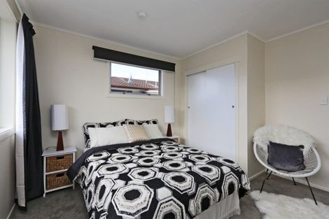 Photo of property in 1/606 Heretaunga Street East, Parkvale, Hastings, 4122