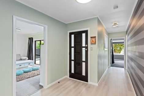 Photo of property in 15 Elwyn Place, Avonhead, Christchurch, 8042