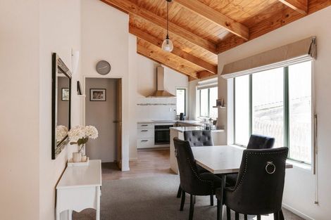 Photo of property in 44 Sunvale Place, Gate Pa, Tauranga, 3112