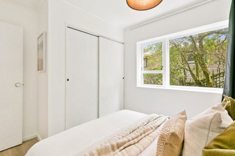 Photo of property in 72c Black Rock Road, Newlands, Wellington, 6037