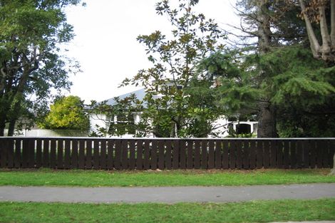 Photo of property in 21 Thorrington Road, Cashmere, Christchurch, 8022