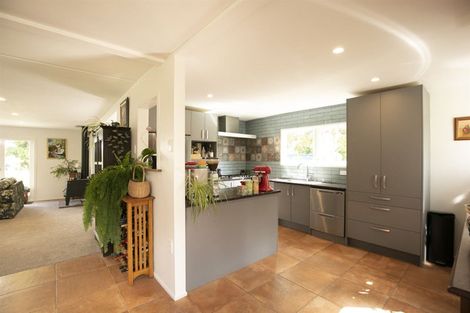 Photo of property in 1021 Old North Road, Waimauku, 0882