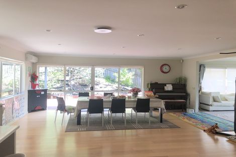 Photo of property in 46 Kate Sheppard Avenue, Torbay, Auckland, 0630