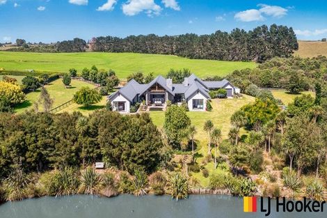 Photo of property in 98 Bushlake Way, Kingseat, Papakura, 2580