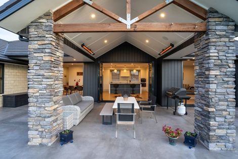 Photo of property in 86 Sunline Drive, Cambridge, 3432