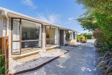 Photo of property in 176 Halswell Junction Road, Halswell, Christchurch, 8025