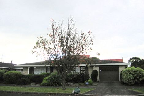 Photo of property in 50a Andrew Street, Waikanae, 5036