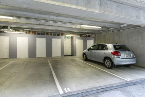 Photo of property in 6 Rewa Rewa Lane, Orewa, 0931