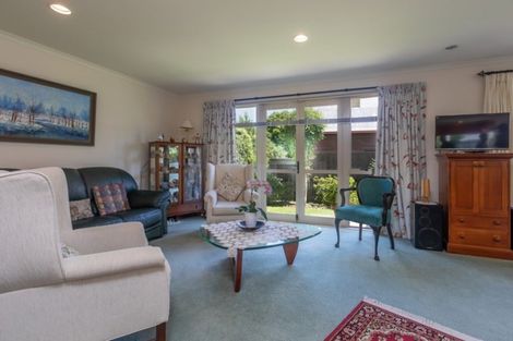Photo of property in 20a Karu Crescent, Waikanae, 5036