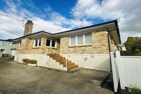 Photo of property in 41 Mahara Avenue, Birkenhead, Auckland, 0626