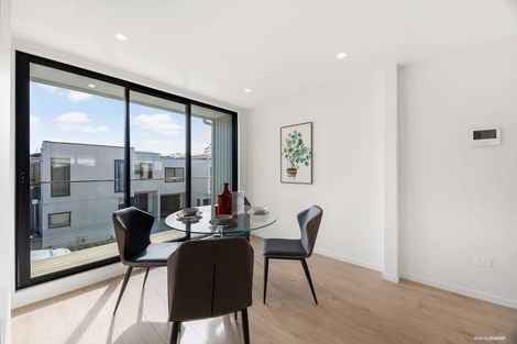 Photo of property in 45 Waihou Crescent, Albany Heights, Auckland, 0632