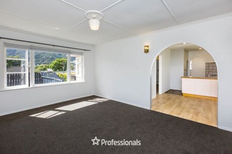 Photo of property in 161 Wellington Road, Wainuiomata, Lower Hutt, 5014