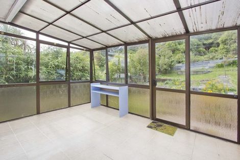 Photo of property in 6 Boyd Grove, Naenae, Lower Hutt, 5011