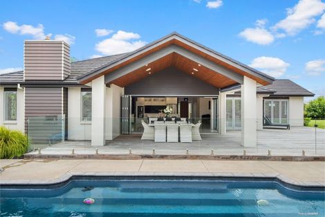 Photo of property in 3 Armstrong Way, Waiuku, 2123