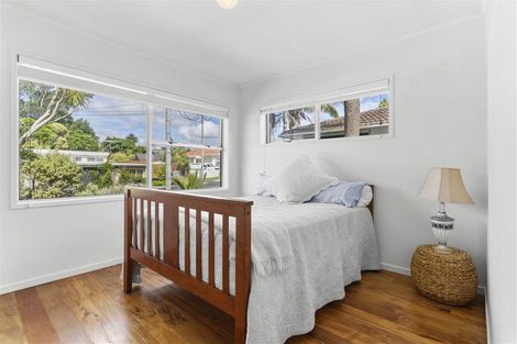 Photo of property in 1/23 Liston Crescent, Cockle Bay, Auckland, 2014