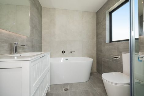 Photo of property in 71 Salamanca Road, Sunnynook, Auckland, 0620