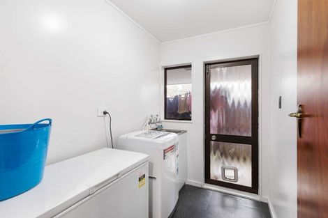 Photo of property in 95 John F Kennedy Drive, Milson, Palmerston North, 4414