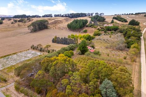 Photo of property in 105 Te Maire Road, Kahutara, Featherston, 5771