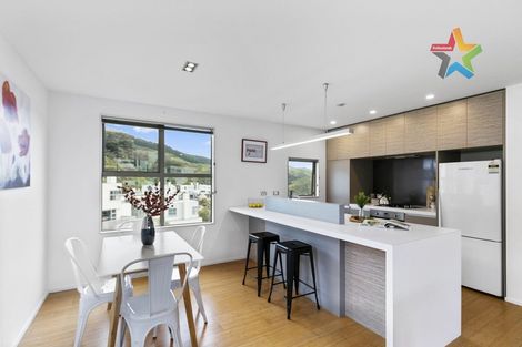 Photo of property in 68 Saddleback Grove, Karori, Wellington, 6012