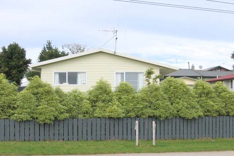 Photo of property in 33 Baverstock Road, Nawton, Hamilton, 3200