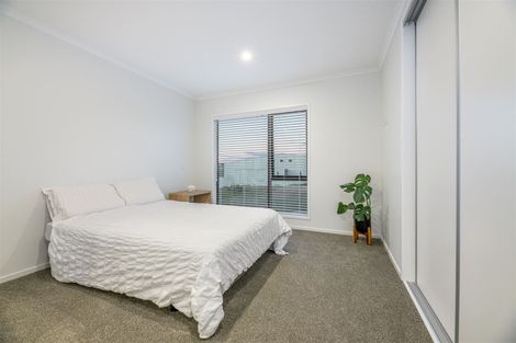 Photo of property in 42 Pennant Street, Long Bay, Auckland, 0630