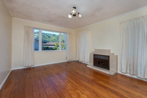 Photo of property in 475 Te Moana Road, Waikanae, 5036