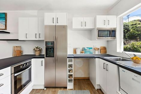 Photo of property in 3/201 Derwent Street, Island Bay, Wellington, 6023