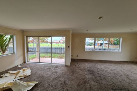 Photo of property in 27 Emmerdale Avenue, Papakura, 2110