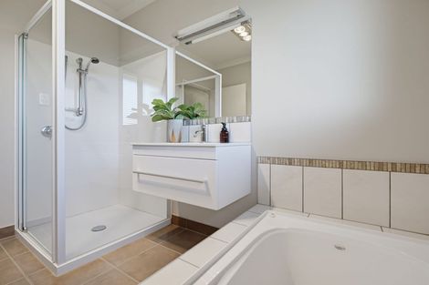 Photo of property in 28 Stockmans Road, Morrinsville, 3371