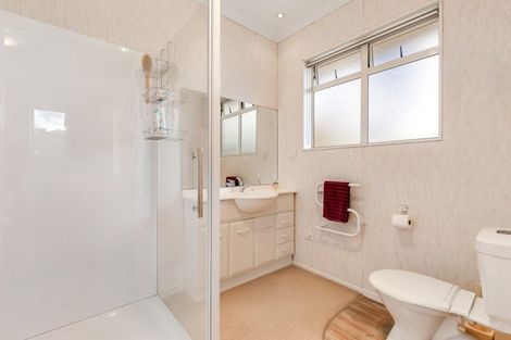 Photo of property in 31 Les Fisher Place, Pukekohe, 2120