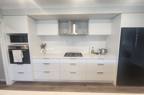 Photo of property in 16 Omaka Place, Aotea, Porirua, 5024