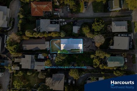 Photo of property in 1/729 Swanson Road, Swanson, Auckland, 0612