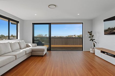 Photo of property in 3 Tirinui Crest Road, Otumoetai, Tauranga, 3110